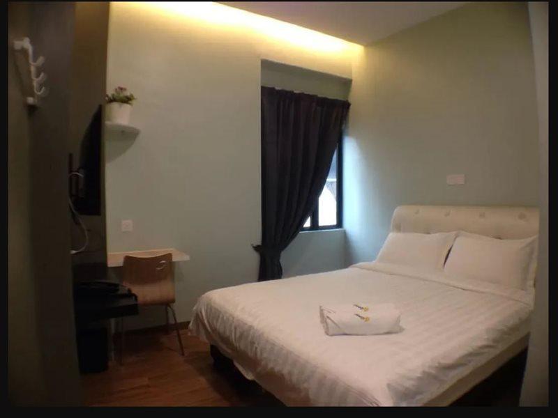 Good 9 Hotel - Bukit Dahlia Johor Bahru Extérieur photo