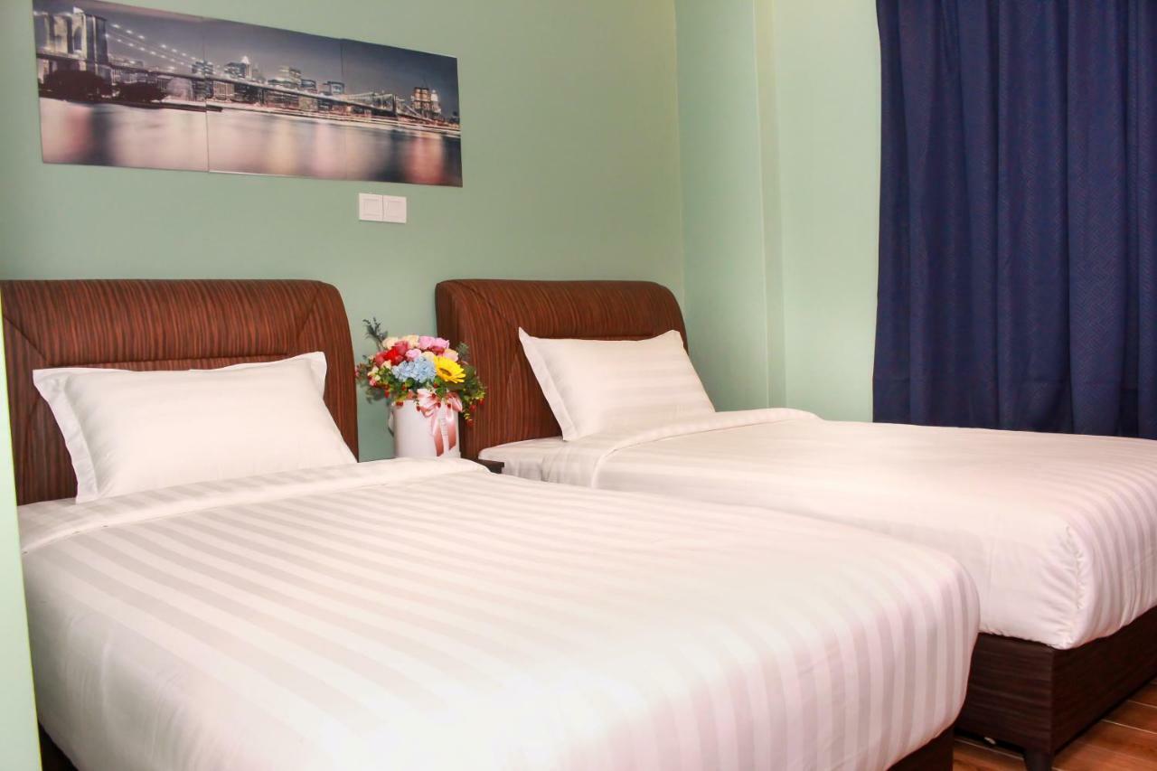 Good 9 Hotel - Bukit Dahlia Johor Bahru Extérieur photo