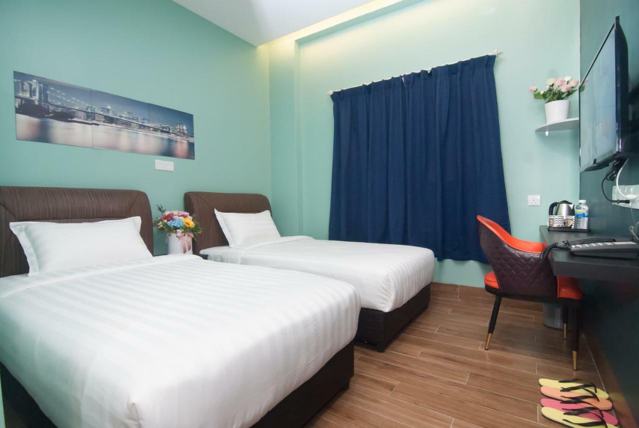 Good 9 Hotel - Bukit Dahlia Johor Bahru Extérieur photo