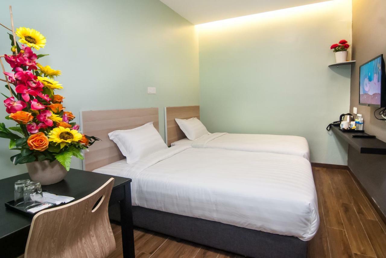 Good 9 Hotel - Bukit Dahlia Johor Bahru Extérieur photo